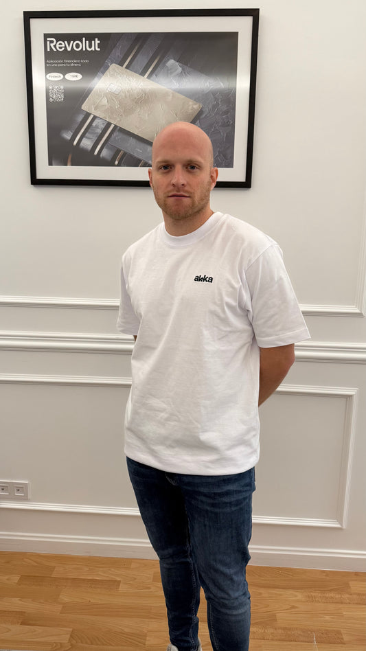 Akka T-shirt